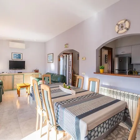 Mila * L' Escala